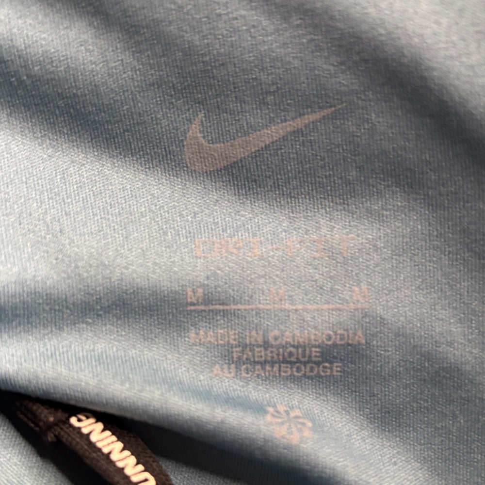 Nike Blue Athletic Shorts - Picture 3 of 4